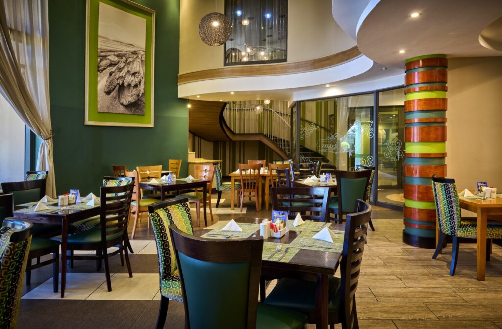 Diners at the Beef Baron Grillhouse, Umfolozi